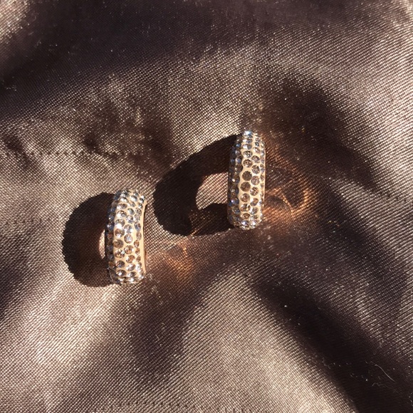 Jewelry - Swarovski Crystal Earrings.